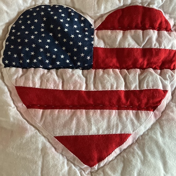 Patriotic Hand Stitched Throw - Picture 2 of 4